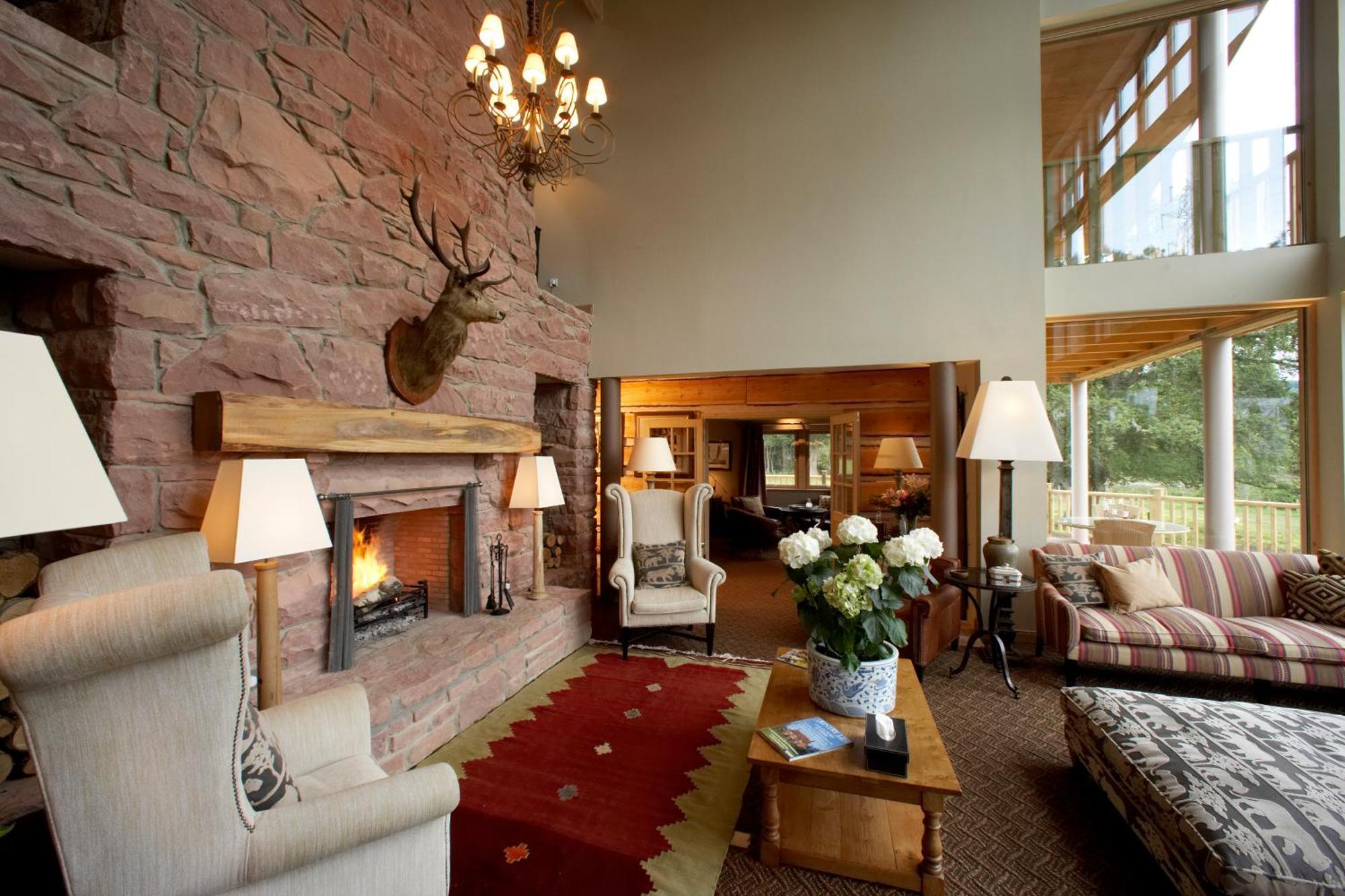 Ness Castle Lodges Inverness Exterior photo
